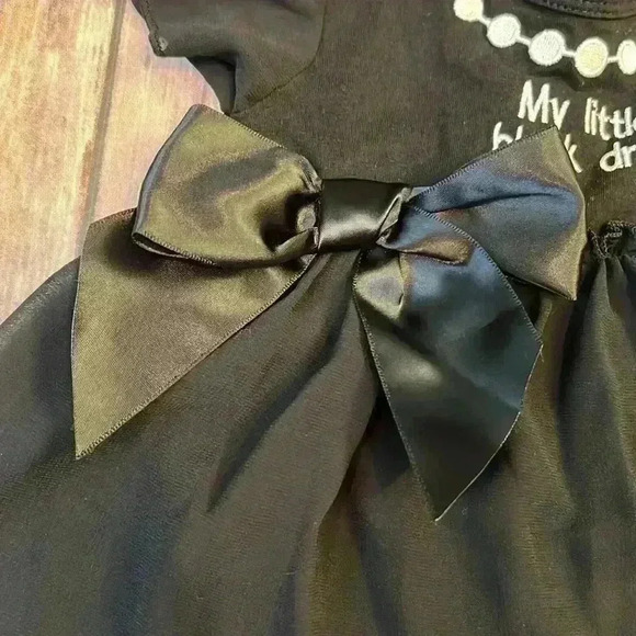 Stephan Baby 3-6 month “Little Black Dress” with pearl detail and tights. - Picture 5 of 8